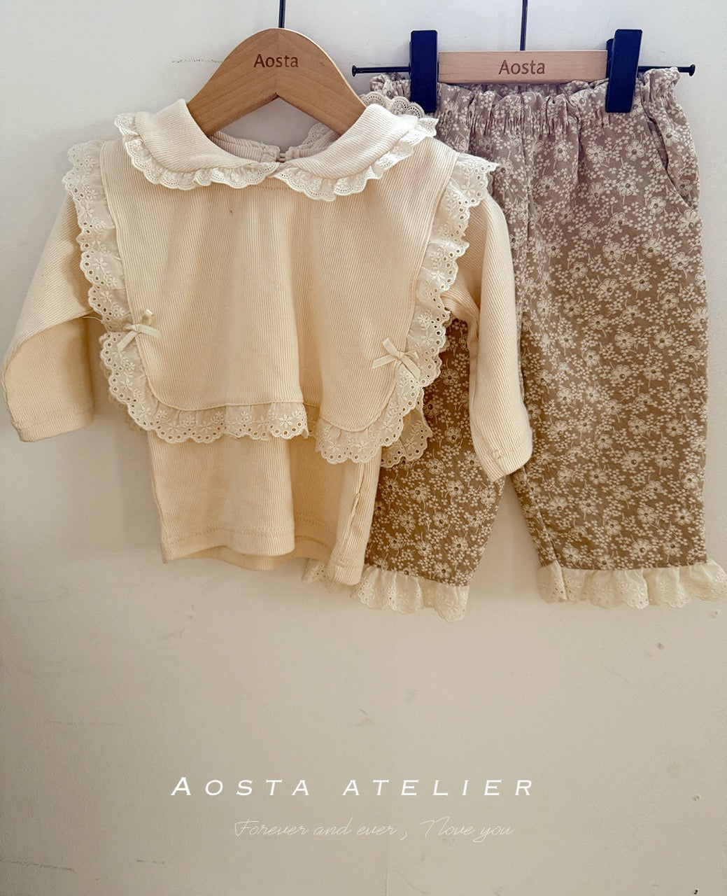 韓國童裝 25秋 | AO25341 Jennie Collar Tee