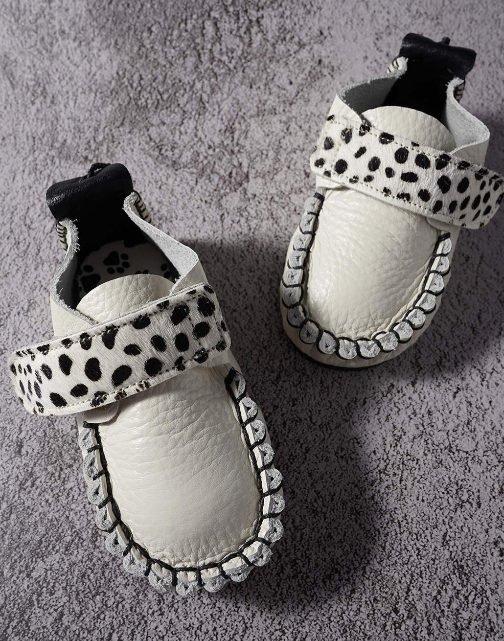 9月團) 韓國手工真皮鞋團 Velcro dalmation (white/black/mismatch)