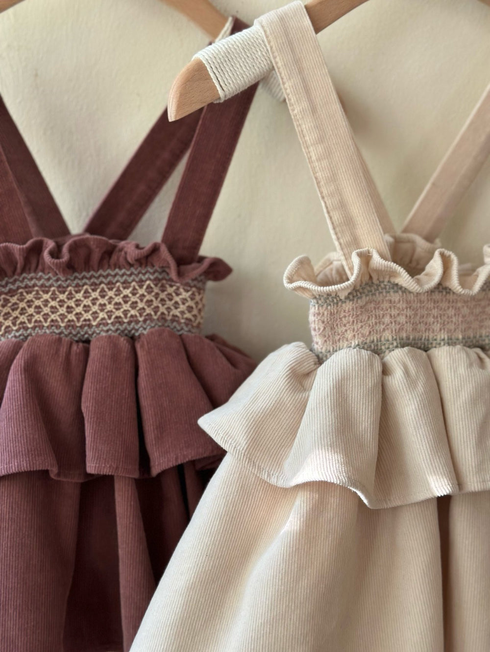 韓國童裝 25春| MB25110 Smoked Frill Melange Skirt