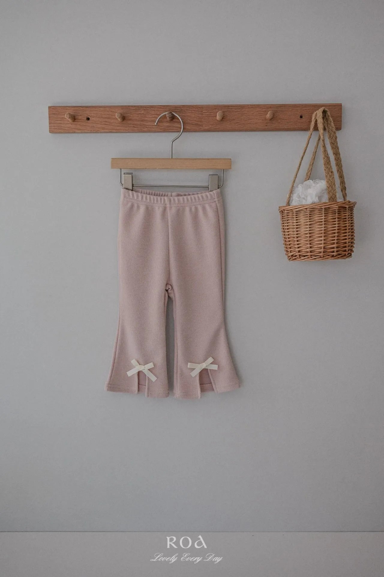 韓國童裝 26春 | RO23 Ribbon Flare Pants (80~120cm)
