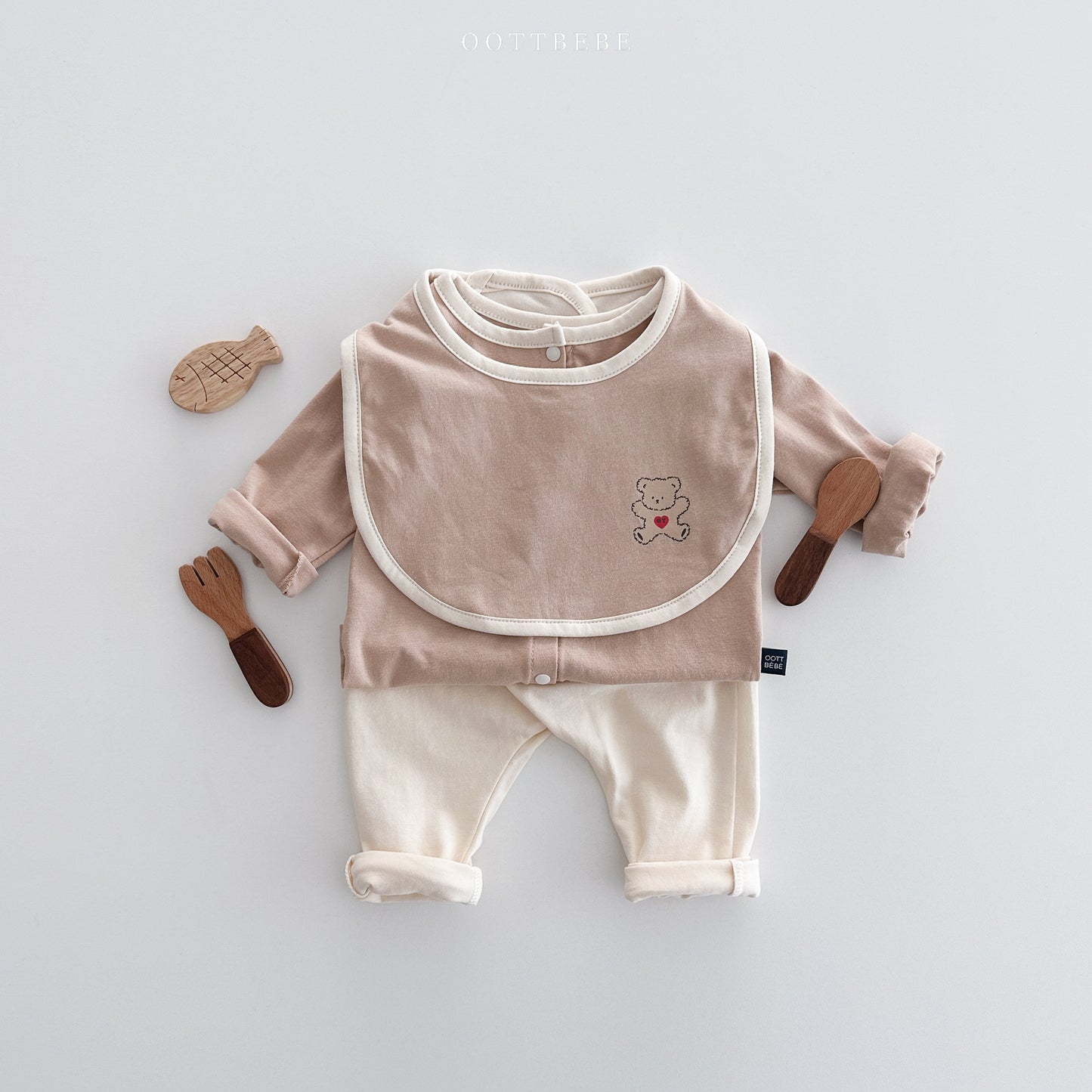 韓國童裝 | OT25102 OT Baby Bib
