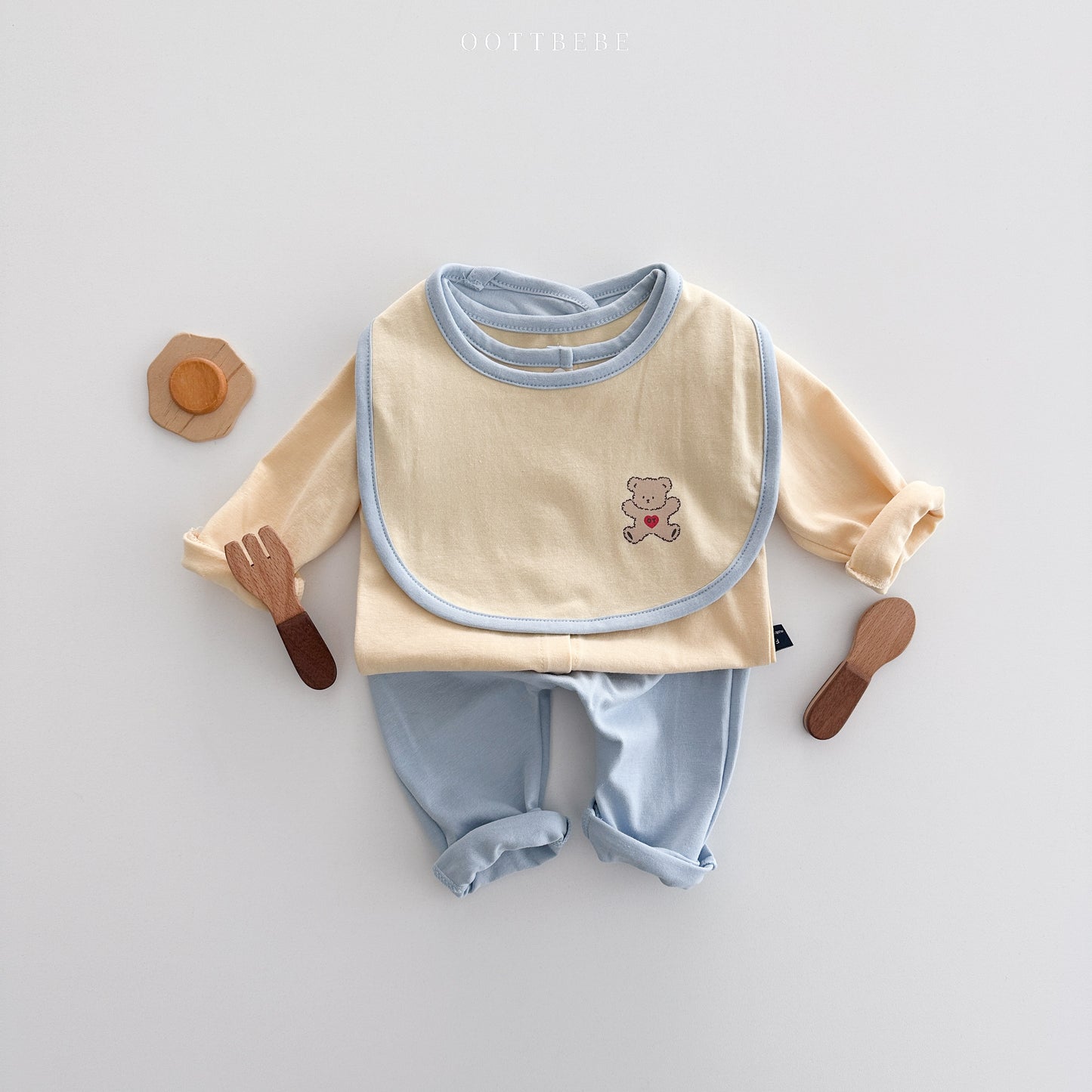 韓國童裝 | OT25102 OT Baby Bib