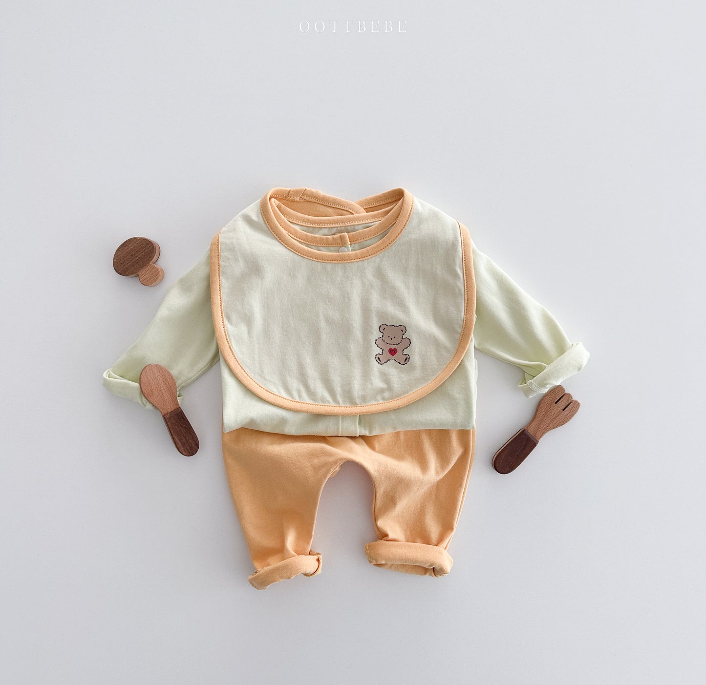 韓國童裝 | OT25102 OT Baby Bib