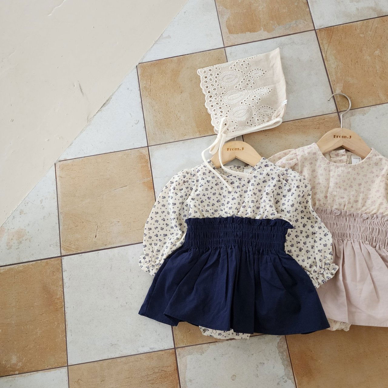 現貨▷ FromJ Floral Suit Best Seller 折後$199 ▷任選三件現貨包自順自取 - FLO | FLOWERKKOCH