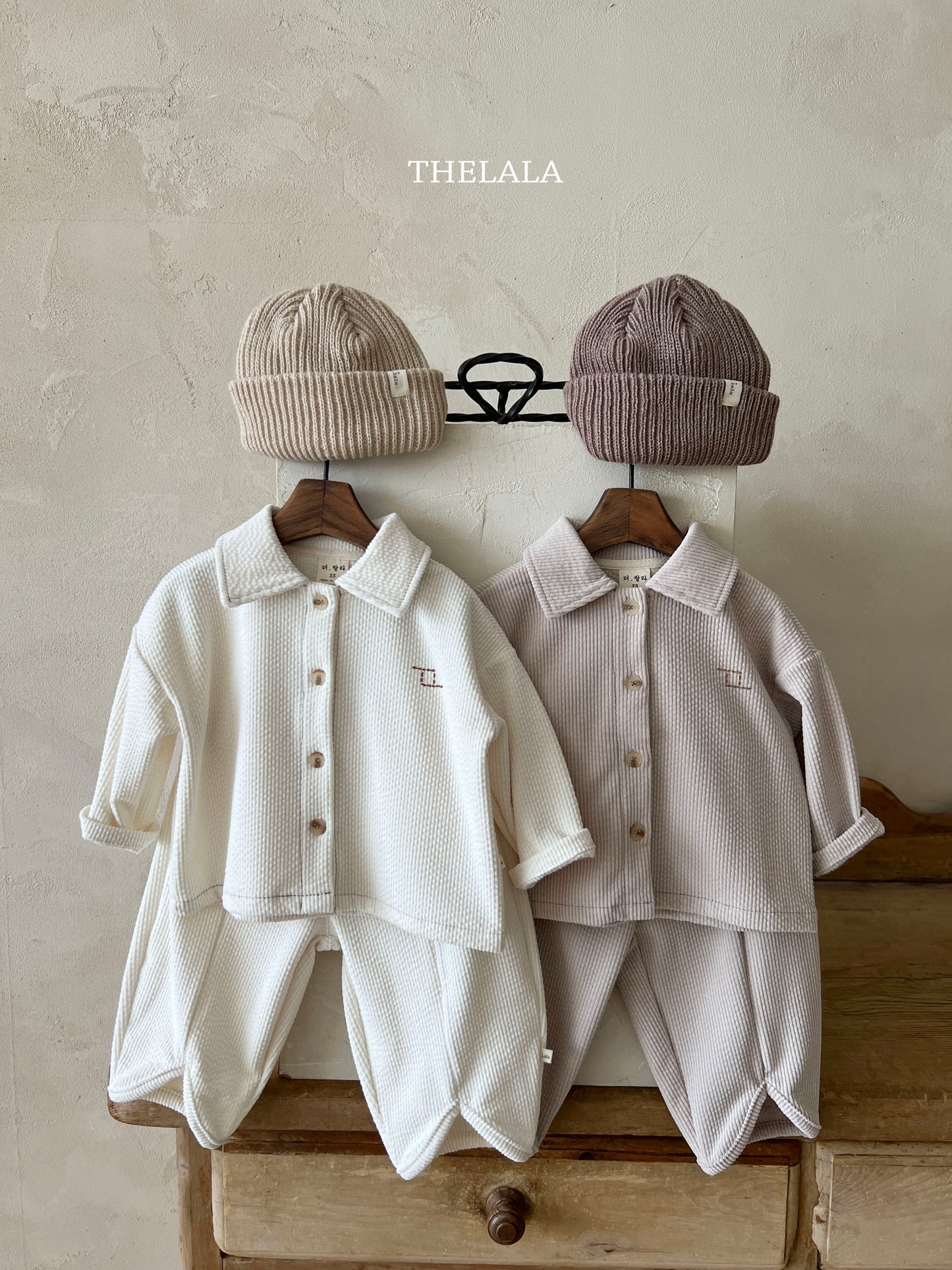 韓國童裝 25秋 | LA25347 Collar Top and Bottom Set (Baby and Kids)