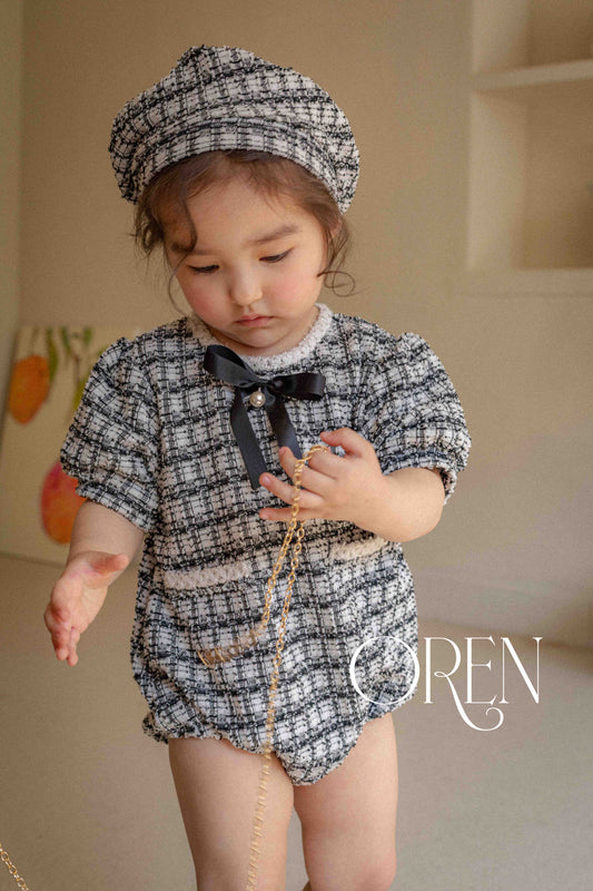 韓國童裝 25夏 | OR25231 Elena Ribbon Brooch (Cream + Black 2-piece set)