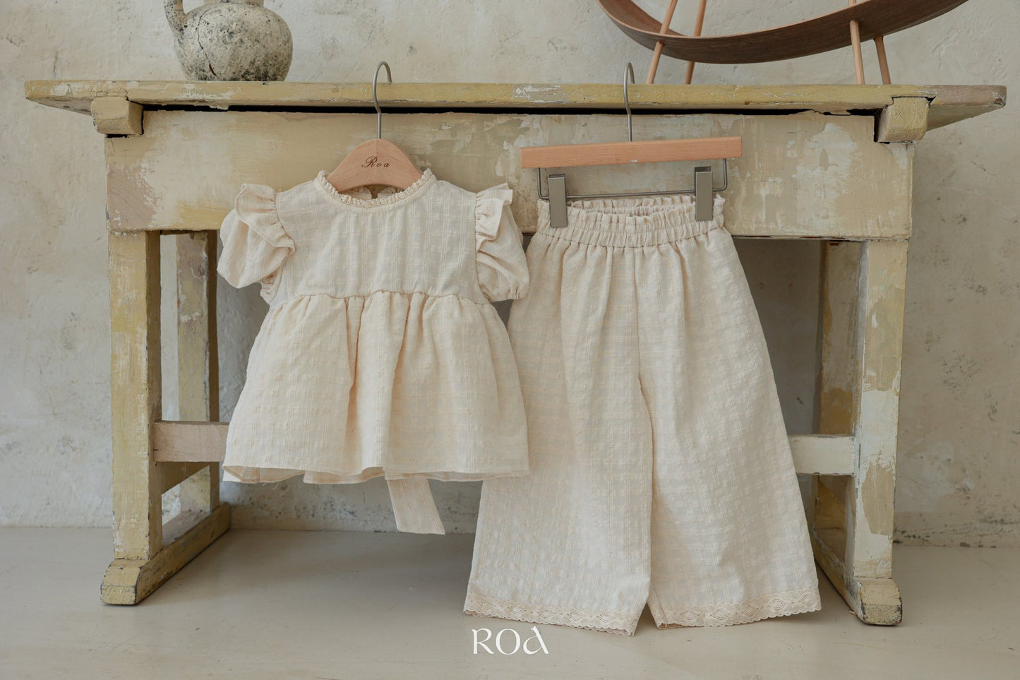 韓國童裝 25夏 | RO25201 Bell Kids Top and Bottom Set