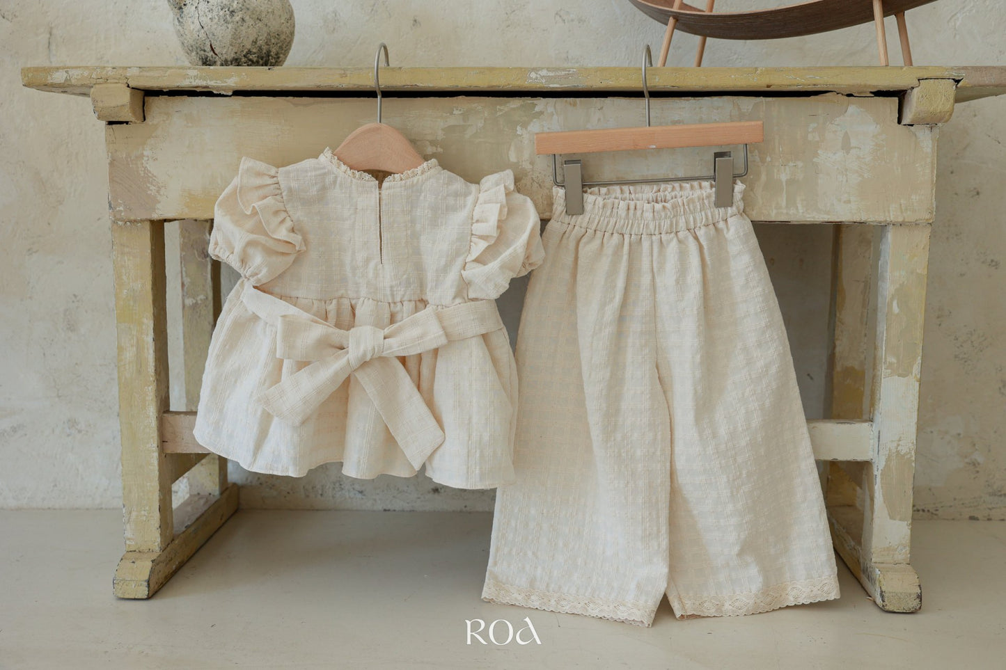 韓國童裝 25夏 | RO25201 Bell Kids Top and Bottom Set