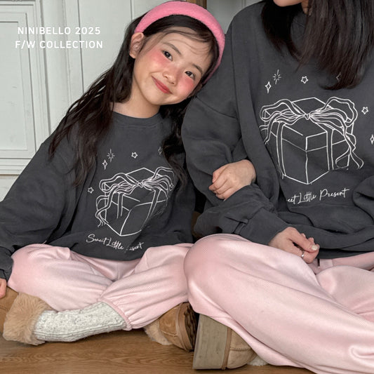韓國童裝 25秋冬 | NB25414 Present Top and Bottom Set 親子裝 (MOM)