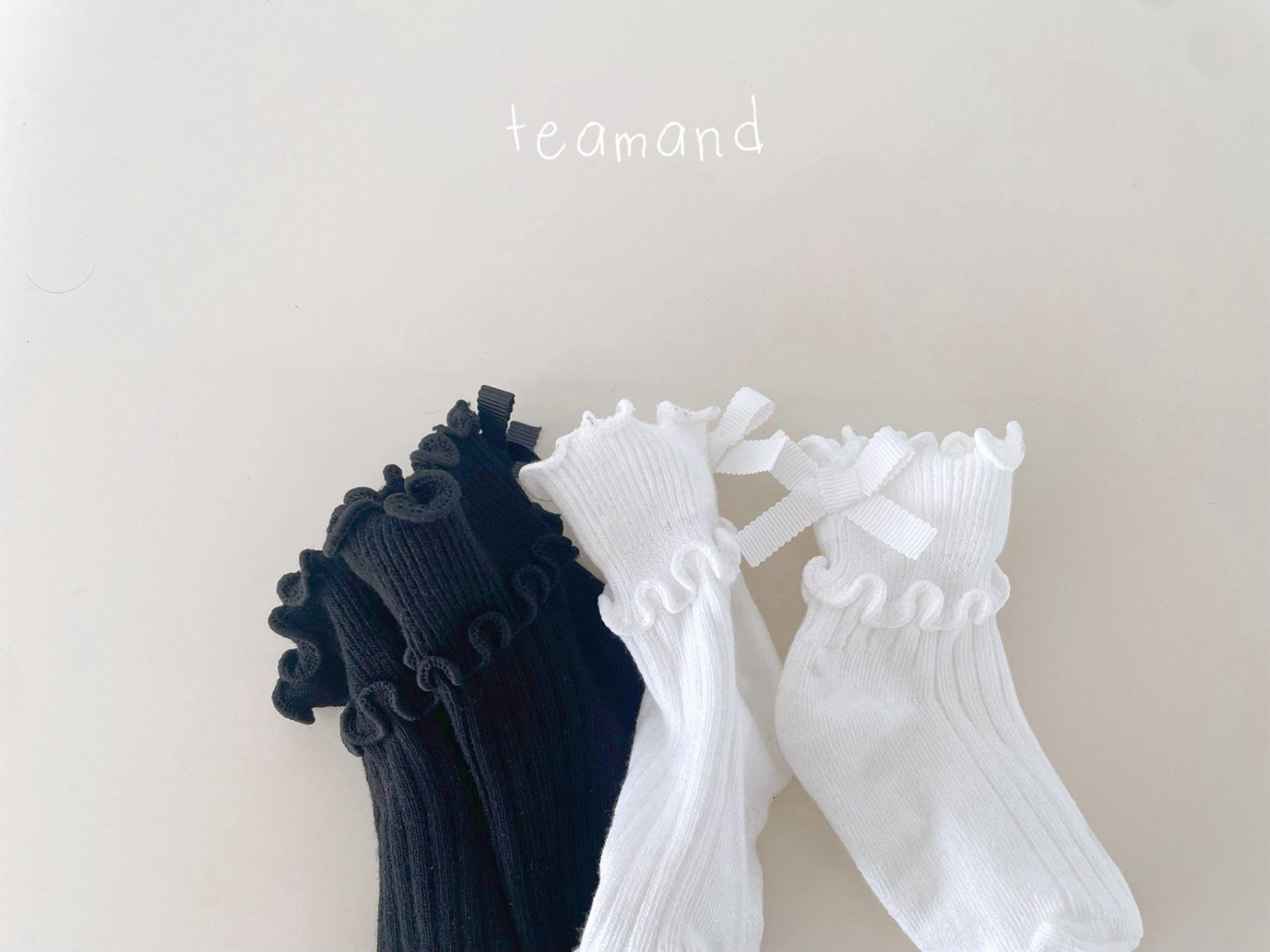 現貨▷ 韓國童裝 童襪 Ribbon Frilled Socks Set (black & white)
