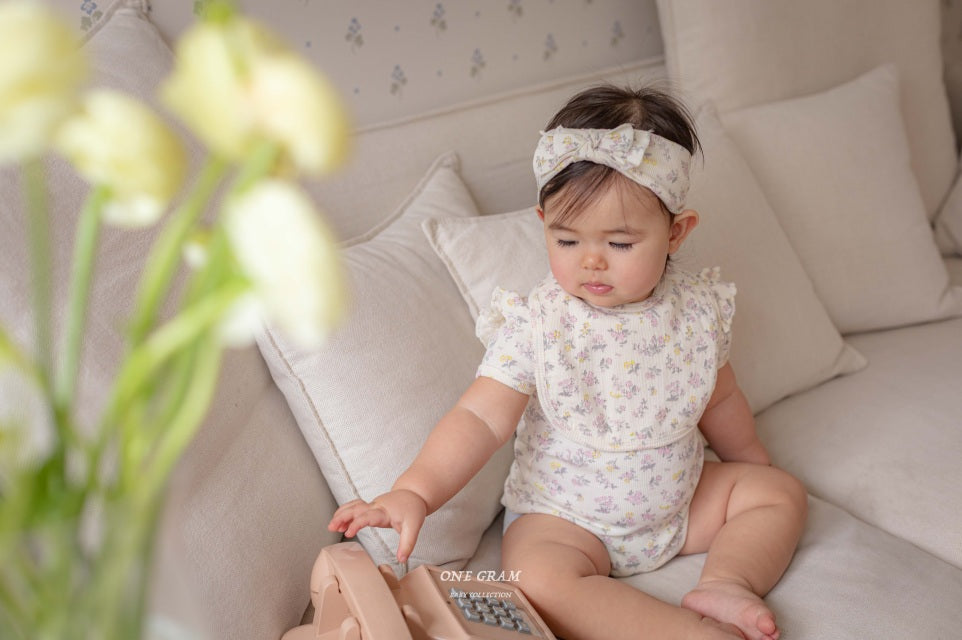韓國童裝 25夏 | GR25210 BABY LILY - BIB & HAIRBAND