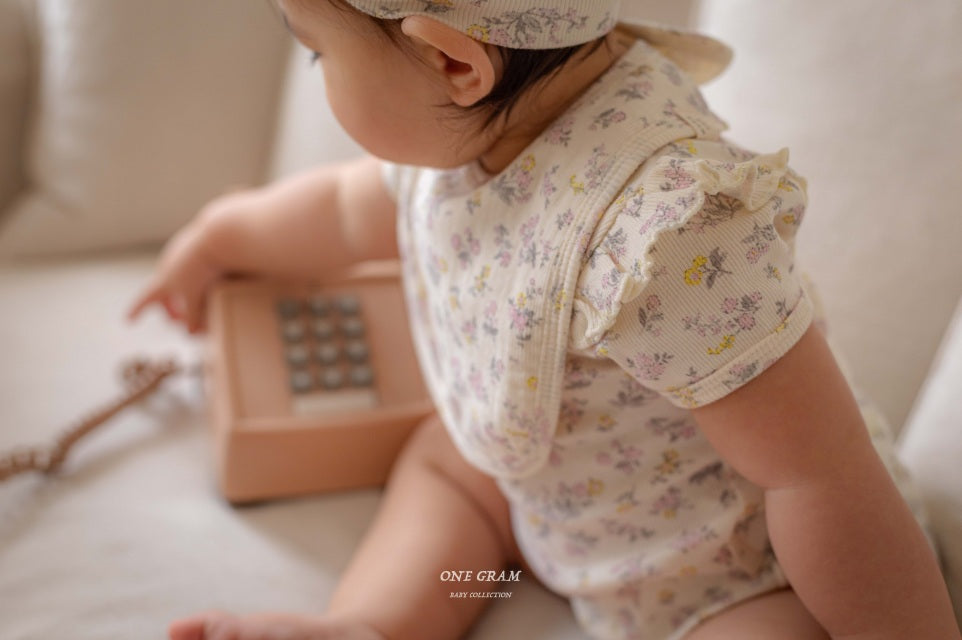 韓國童裝 25夏 | GR25210 BABY LILY - BIB & HAIRBAND