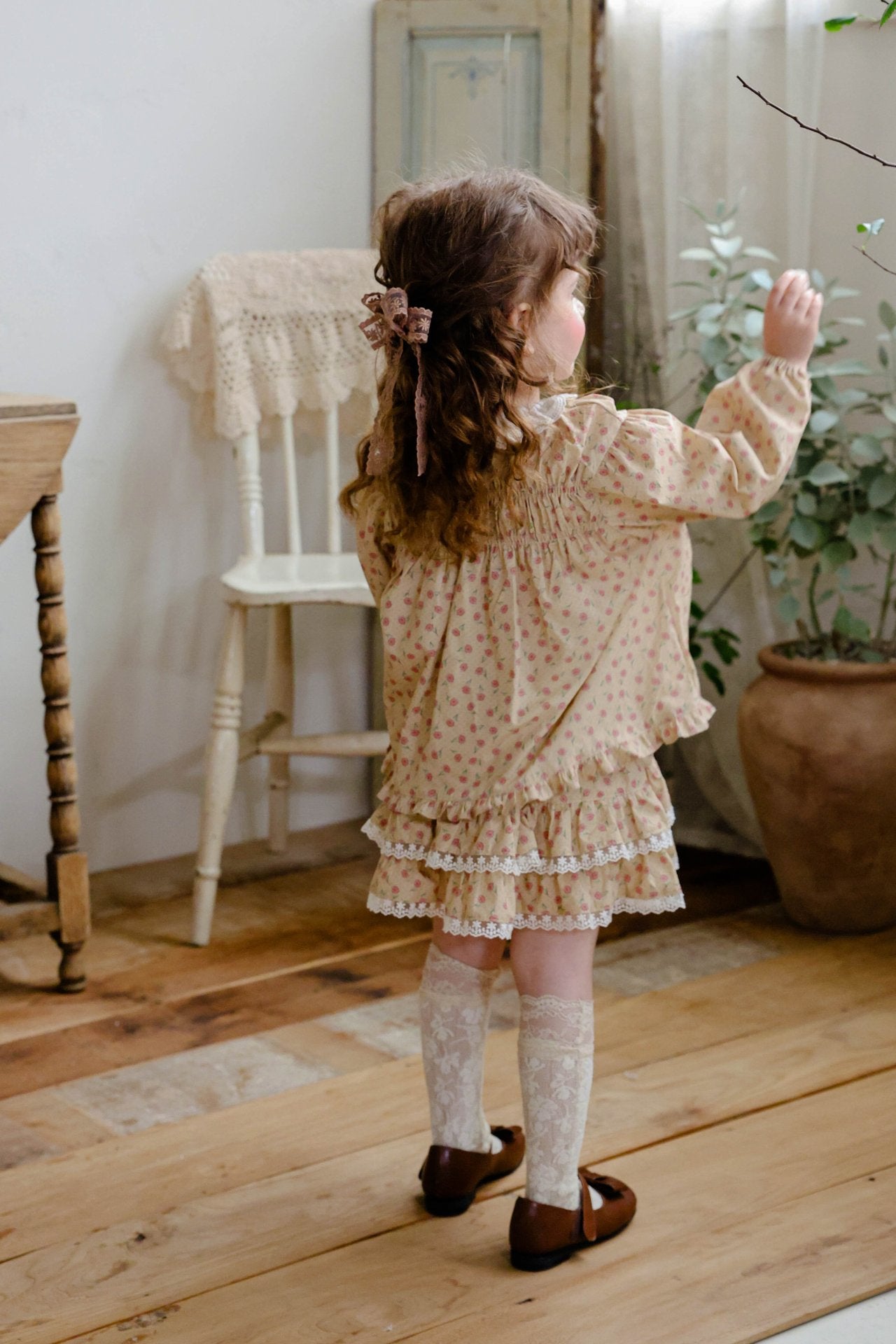 韓國童裝 25秋 | FU25326 Mui Blouse & Ronnie Skirt Set