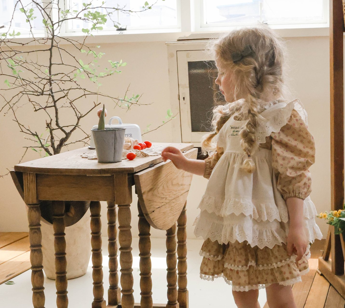 韓國童裝 25秋 | FU25326 Mui Blouse & Ronnie Skirt Set
