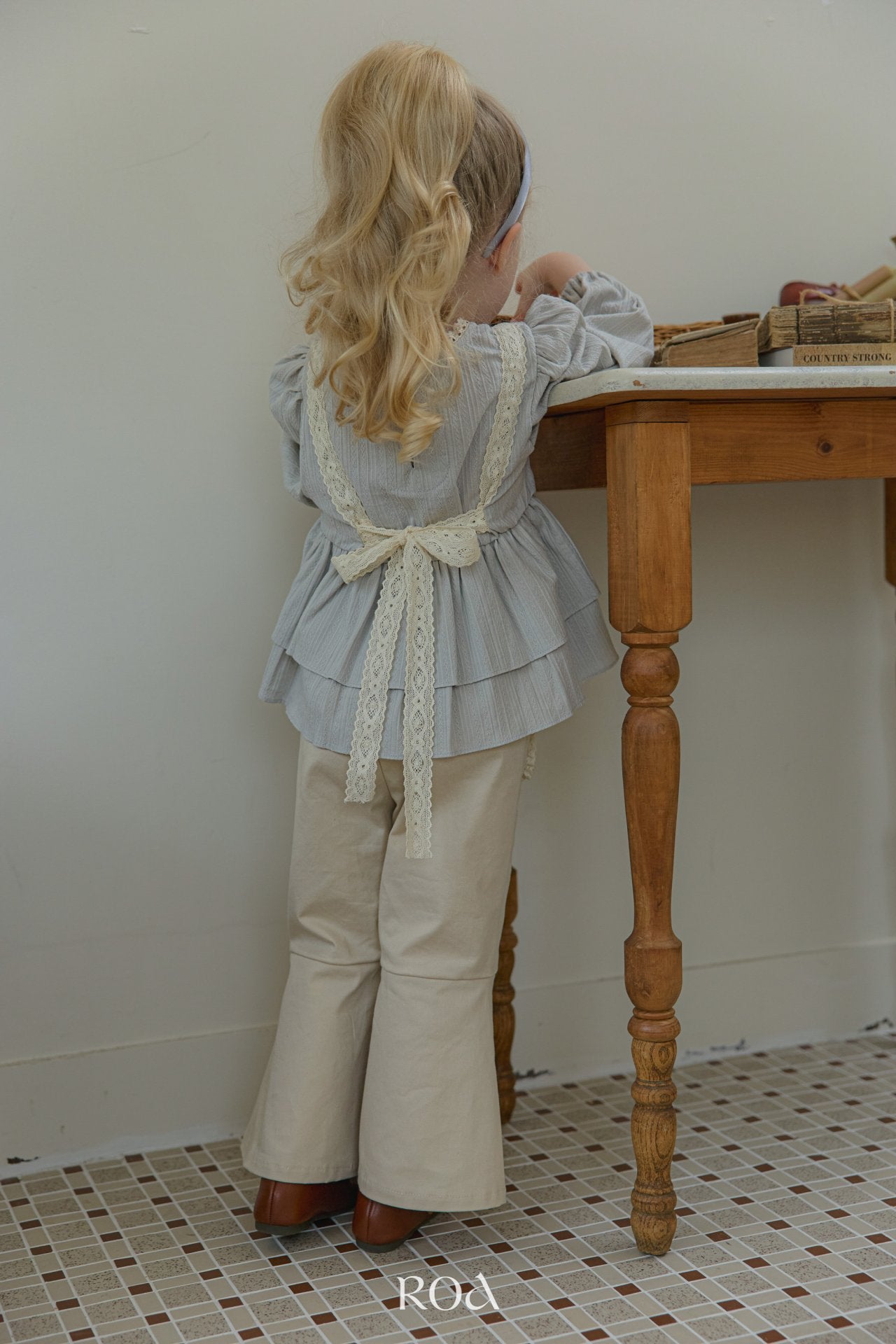韓國童裝 25秋 | RO25314 Amber Blouse