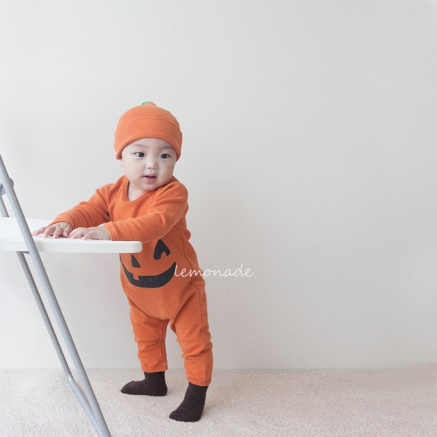 Halloween Pumpkin ov with hat (LM)