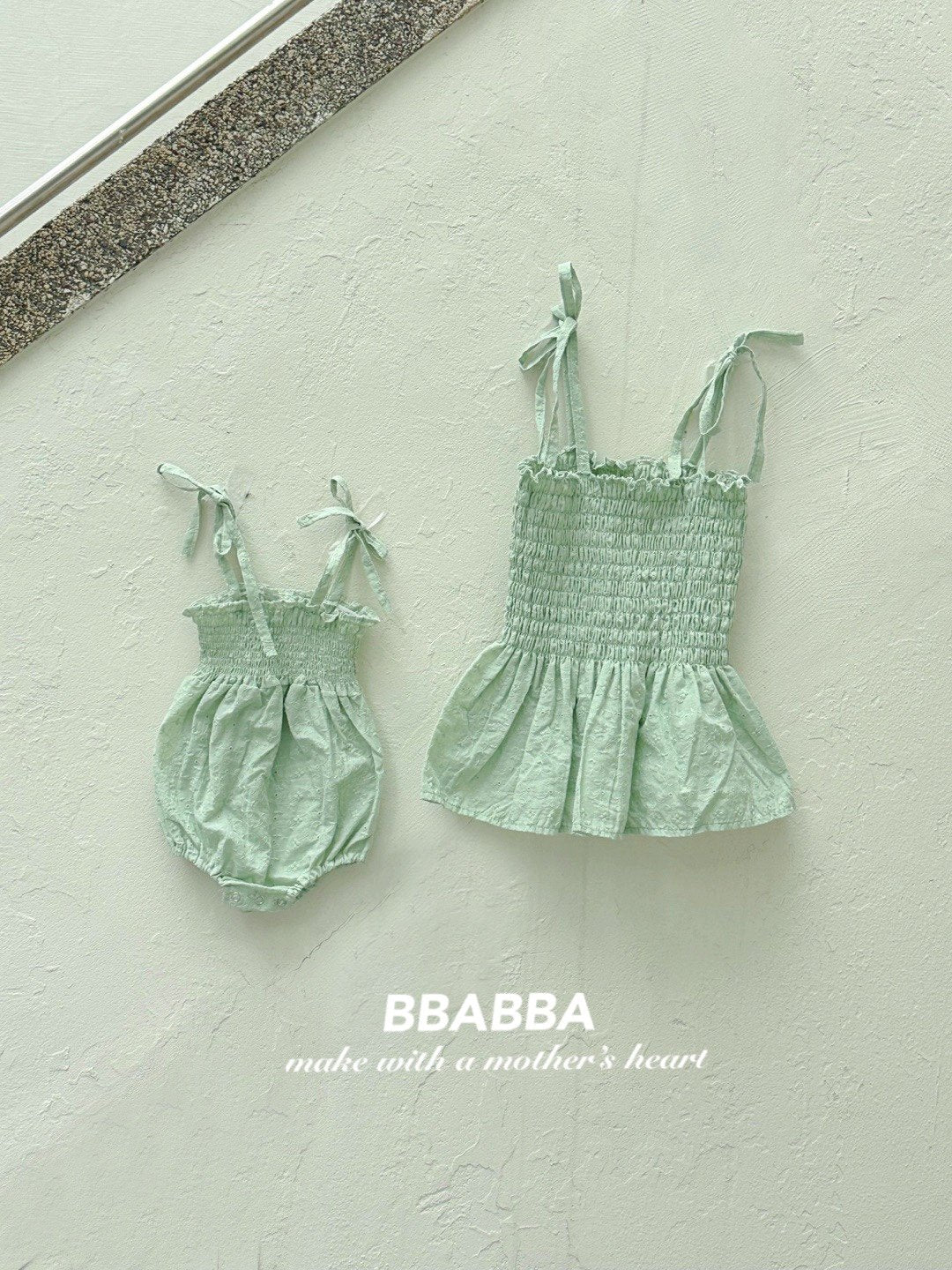 韓國童裝 25夏 | BA25201 夏日花花親子裝 MOM & Baby Suit