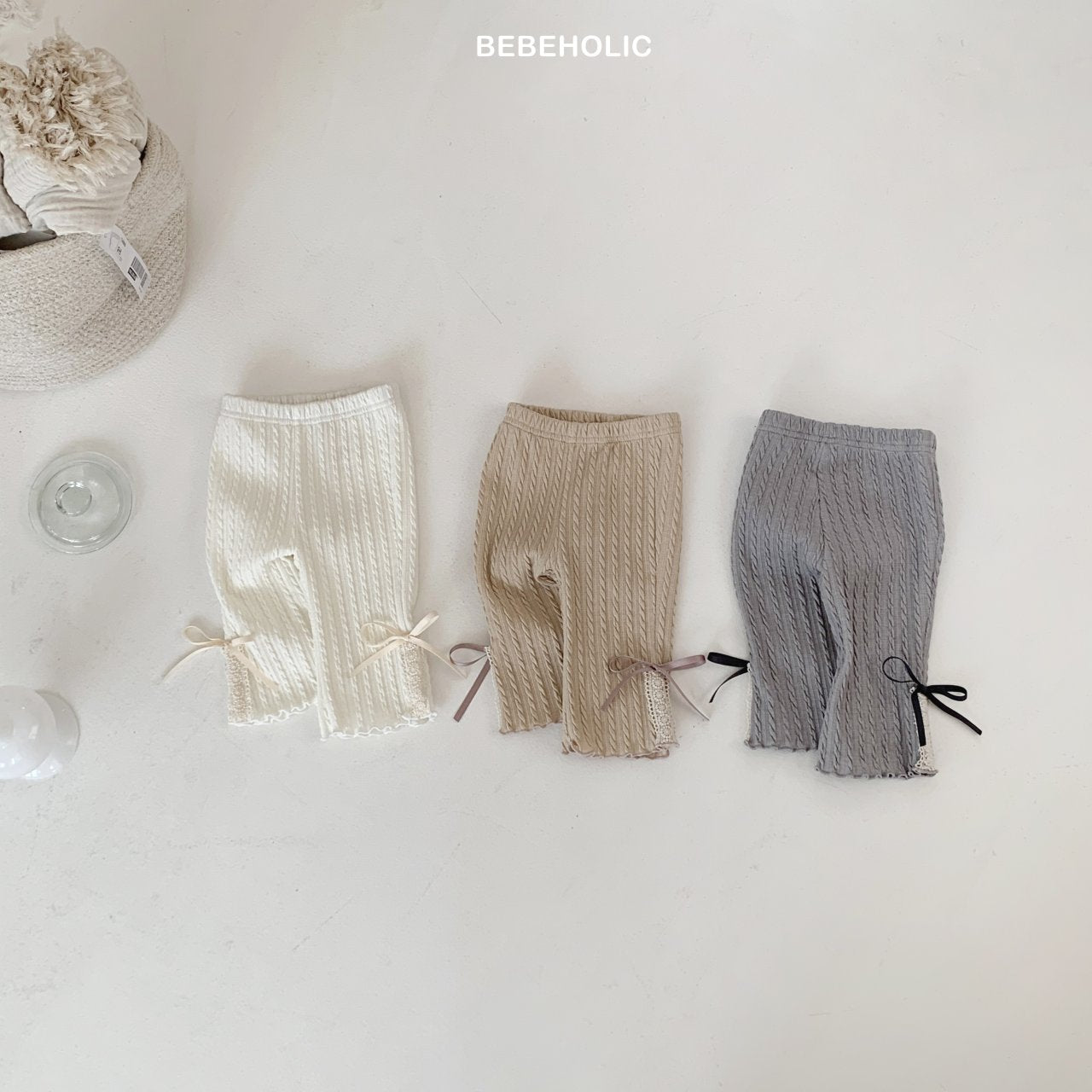 韓國童裝 25春 | BB25101 蕾絲喇叭褲 LACE RIBBON BOOTCUT PANTS