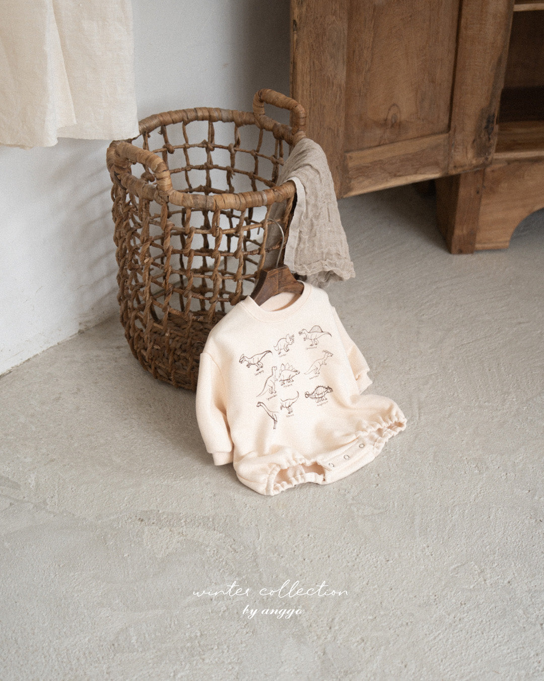 \限時預購/ 韓國童裝  AG25212 Winter Dino Romper