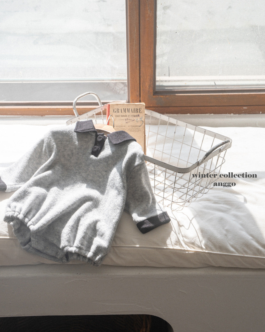 \限時預購/ 韓國童裝  AG25210 Choco Chip Collar Romper