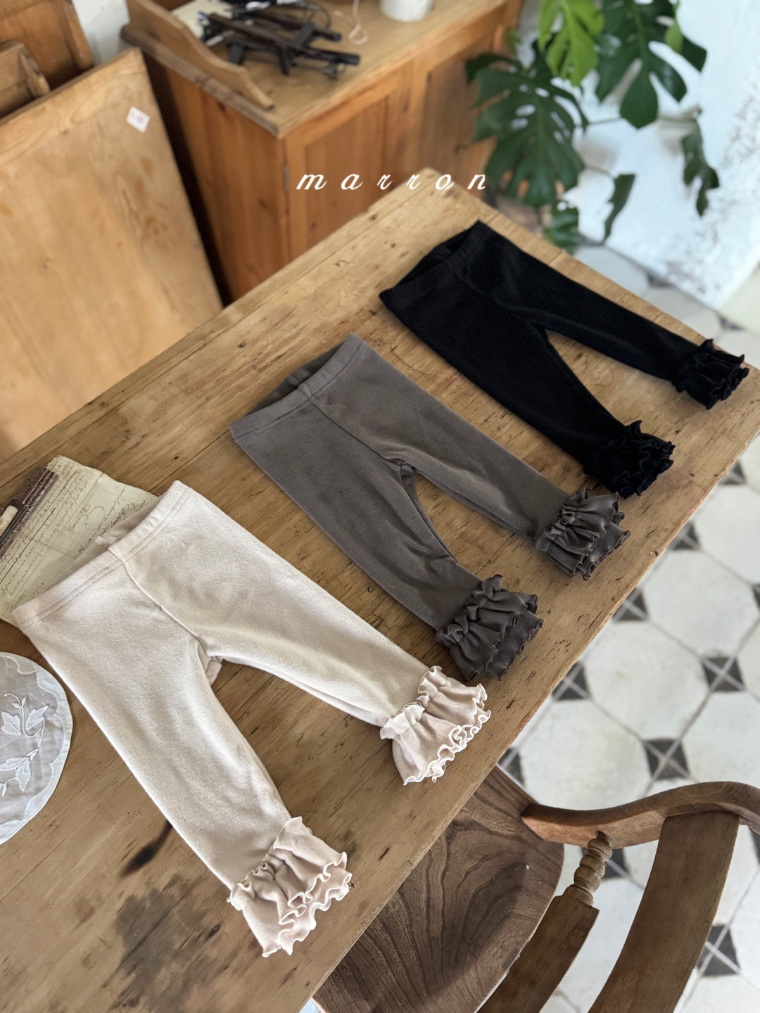 韓國童裝 25秋冬 | MA25451 FRILL LEGGINGS (FLEECE) (BABY & KIDS)
