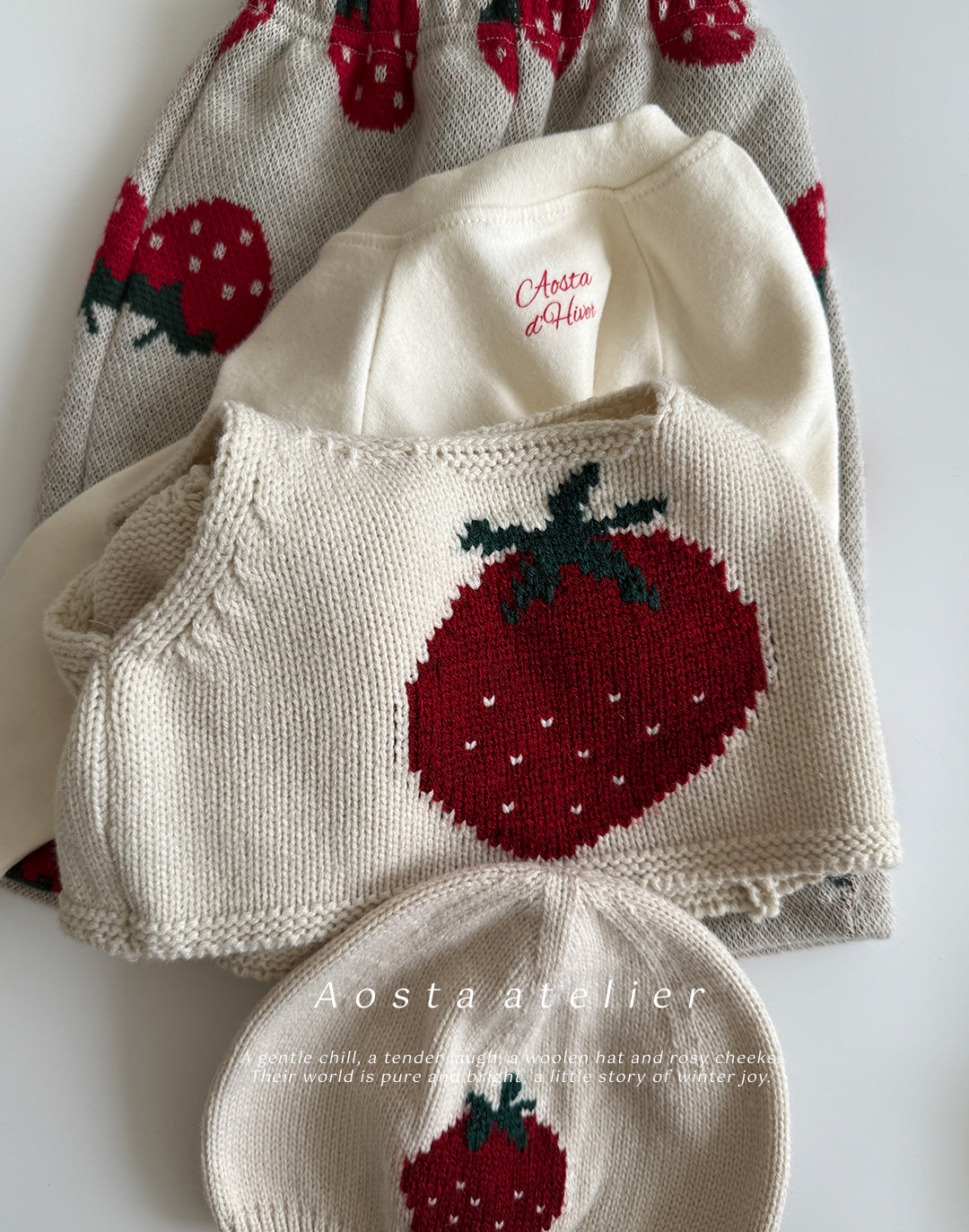 韓國童裝 25秋冬 | AO25410 Knit Strawberry Hat