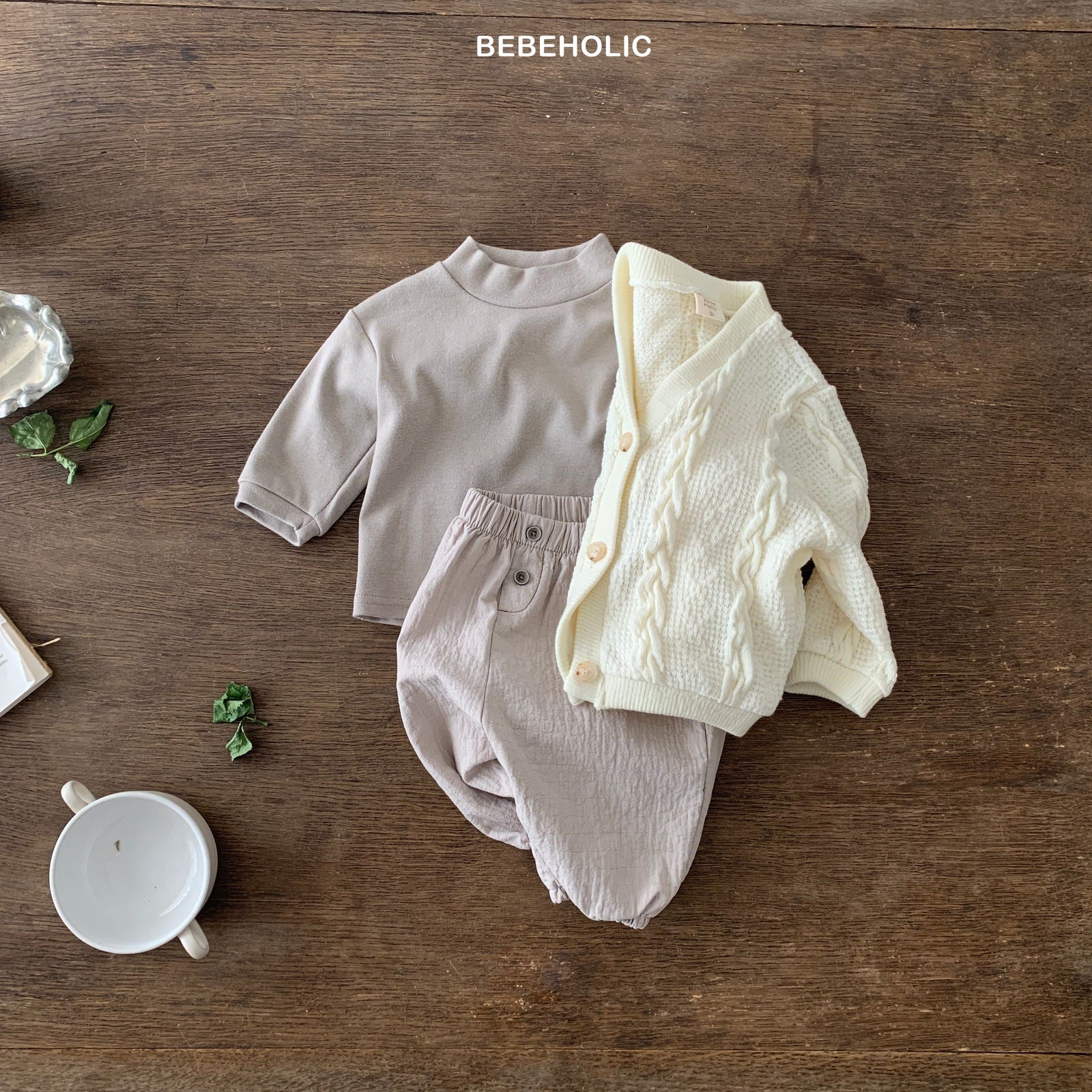 現貨▷ 韓國童裝 24秋 | Bebeholic Daily Tee - FLO | FLOWERKKOCH 