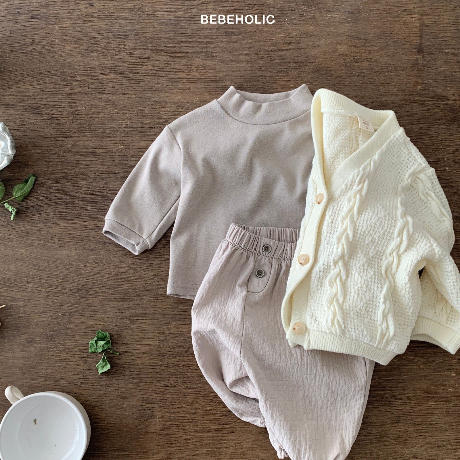 現貨▷ 韓國童裝 24秋 | Bebeholic Daily Tee - FLO | FLOWERKKOCH 