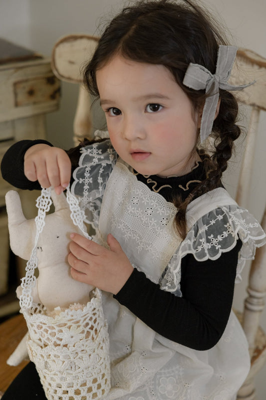 韓國童裝 24秋 | FLO Lace Apron - FLO | FLOWERKKOCH 