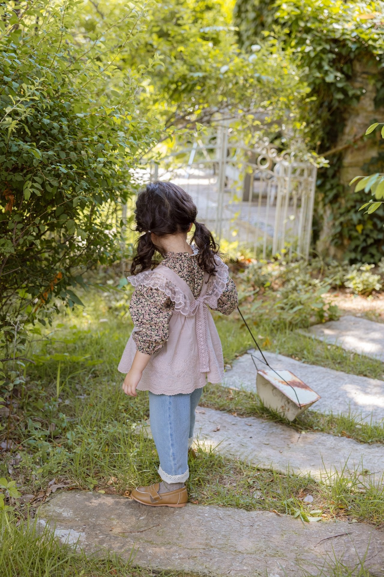 韓國童裝 24秋 | FLO Lace Apron - FLO | FLOWERKKOCH 
