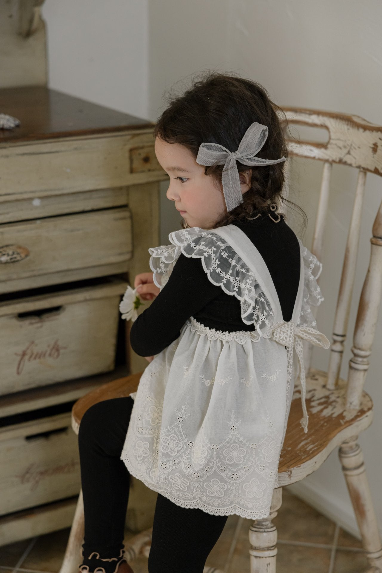 韓國童裝 24秋 | FLO Lace Apron - FLO | FLOWERKKOCH 