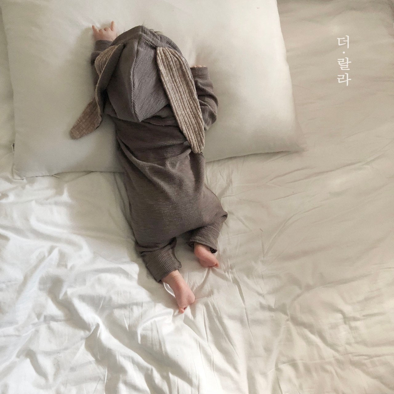 韓國童裝 24秋 |  THELALA Oh My Rabbit 兔兔裝 - FLO | FLOWERKKOCH 