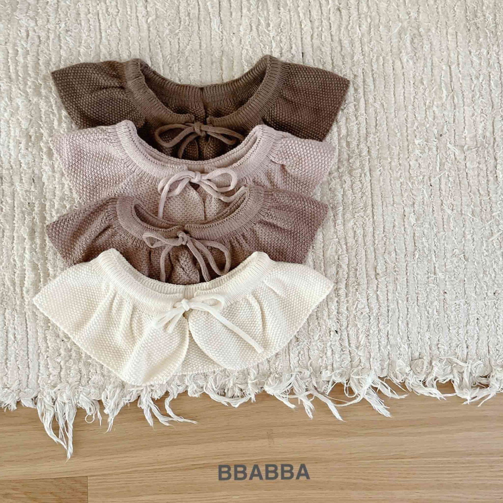 韓國童裝 24秋冬 | bbabba Knit cape BA244013 - FLO | FLOWERKKOCH 