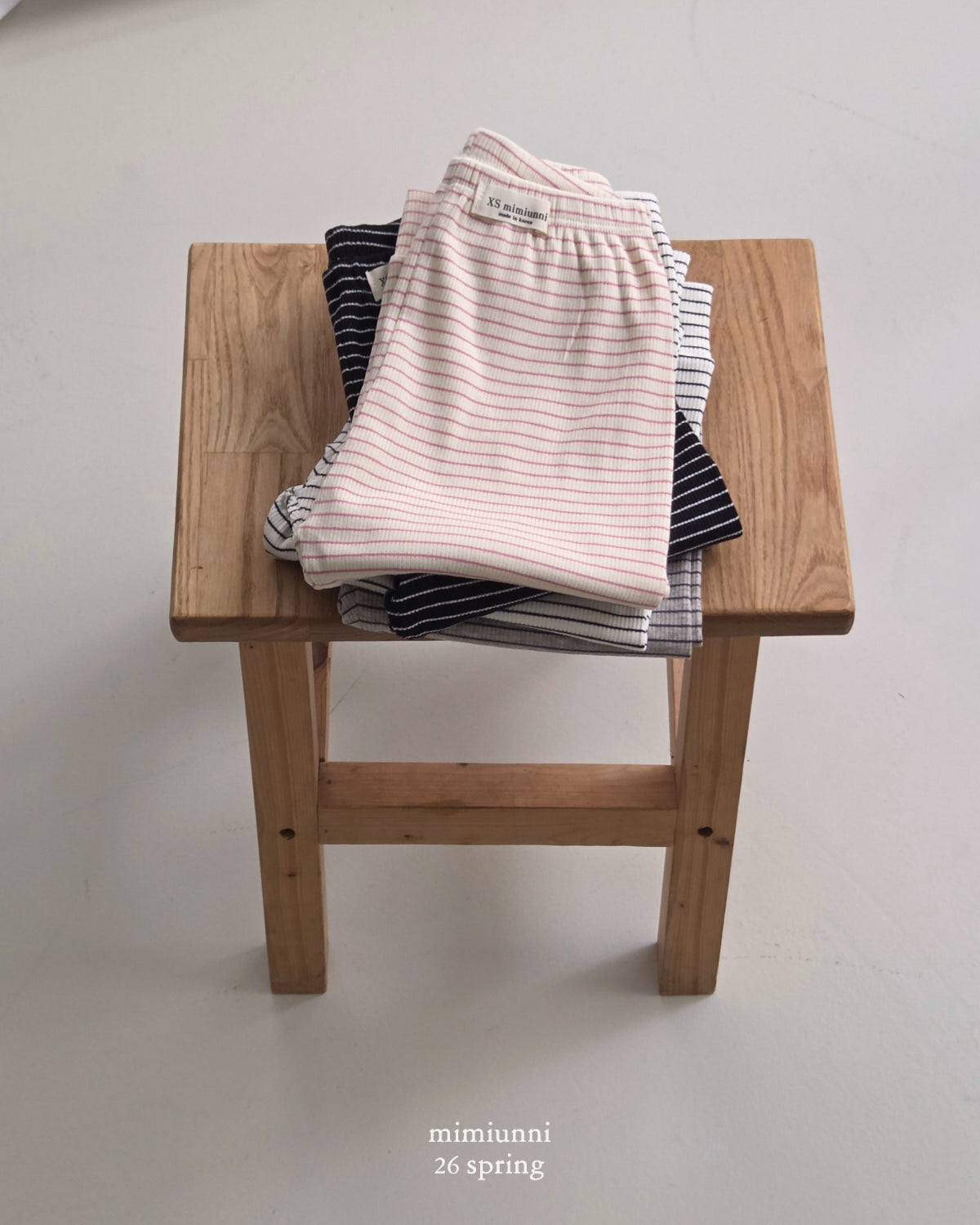 必買 1+1 春季 Stripe easy Pants 羅紋細條紋微束口褲 \\2件同款只需要1件價錢//