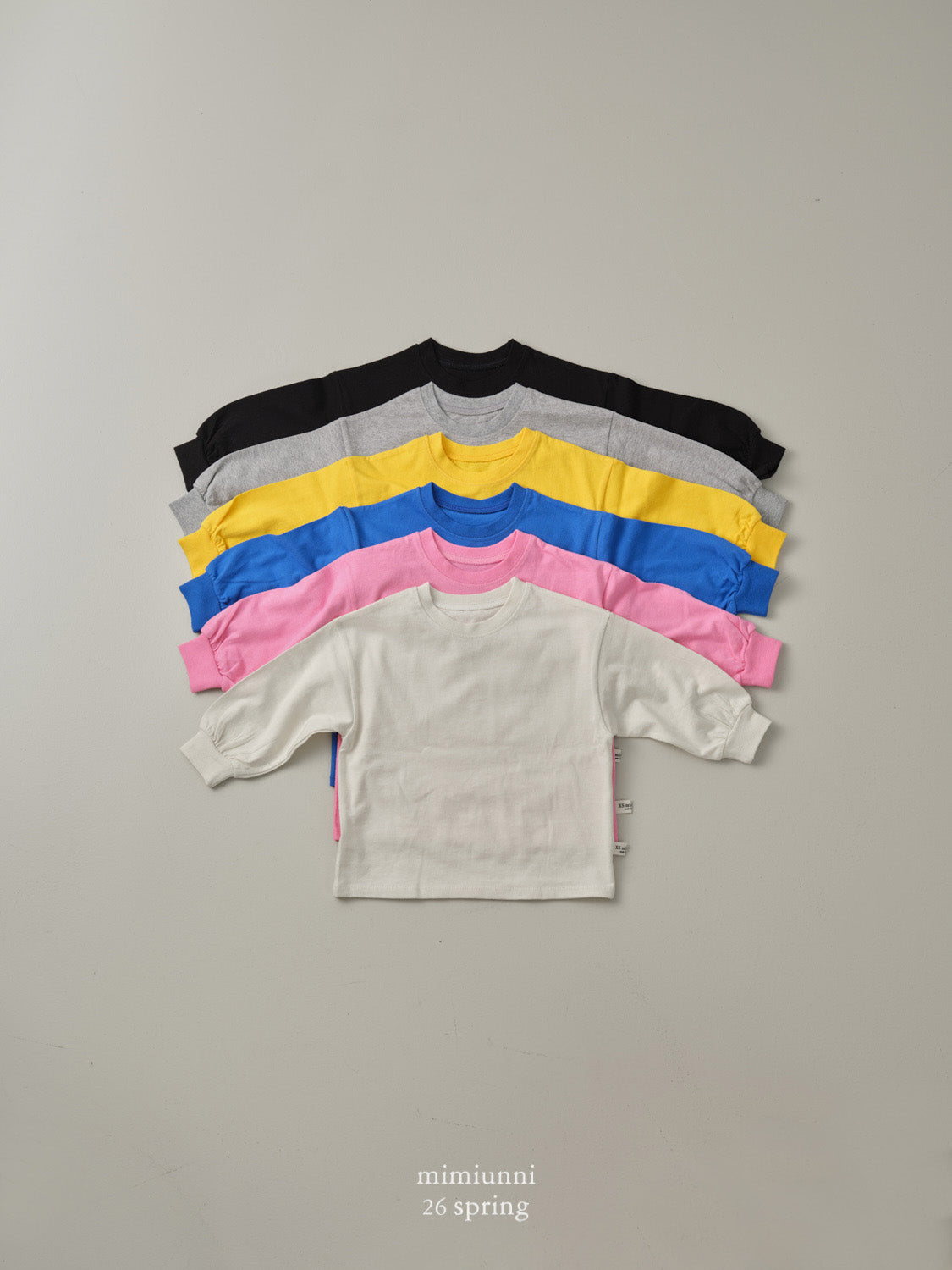 必買 1+1 春季 Basic T-Shirt  \\2件同款只需要1件價錢//