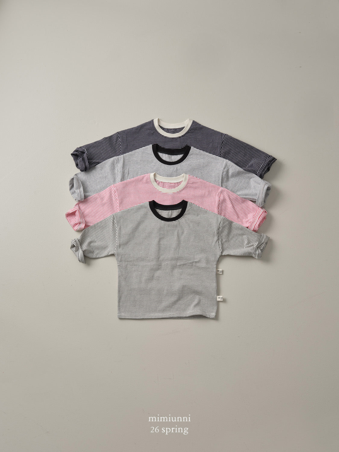 必買 1+1 春季 Thin Stripe T-Shirt 羅紋細條紋上衣 \\2件同款只需要1件價錢//