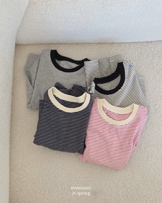 必買 1+1 春季 Thin Stripe T-Shirt 羅紋細條紋上衣 \\2件同款只需要1件價錢//