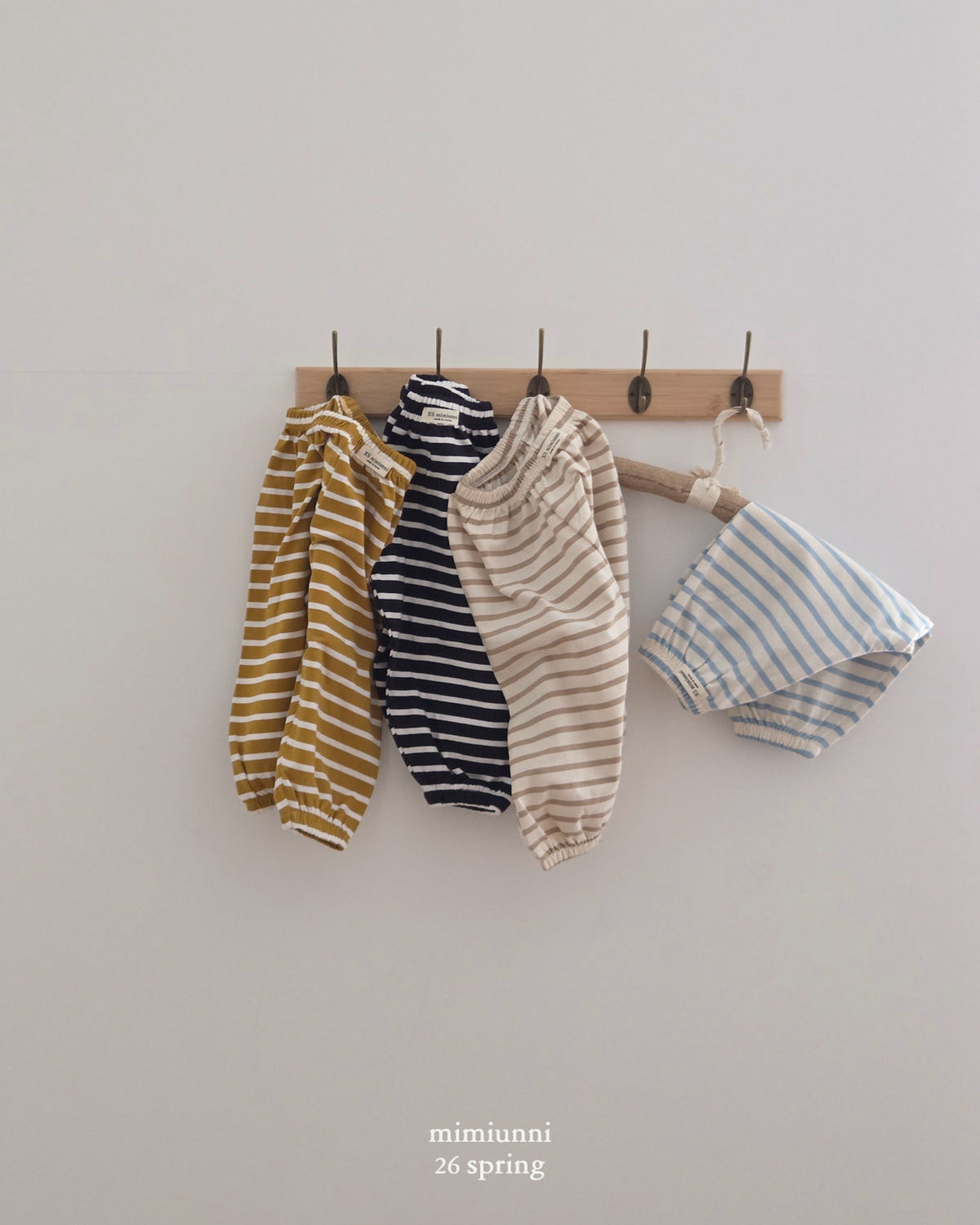 必買 1+1 春季 Stripe Pant 條紋微束口褲 \\2件同款只需要1件價錢//