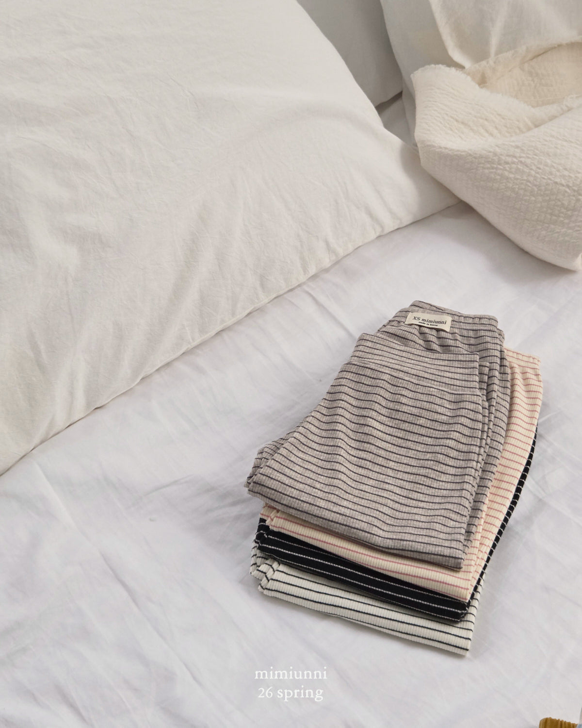 必買 1+1 春季 Stripe easy Pants 羅紋細條紋微束口褲 \\2件同款只需要1件價錢//