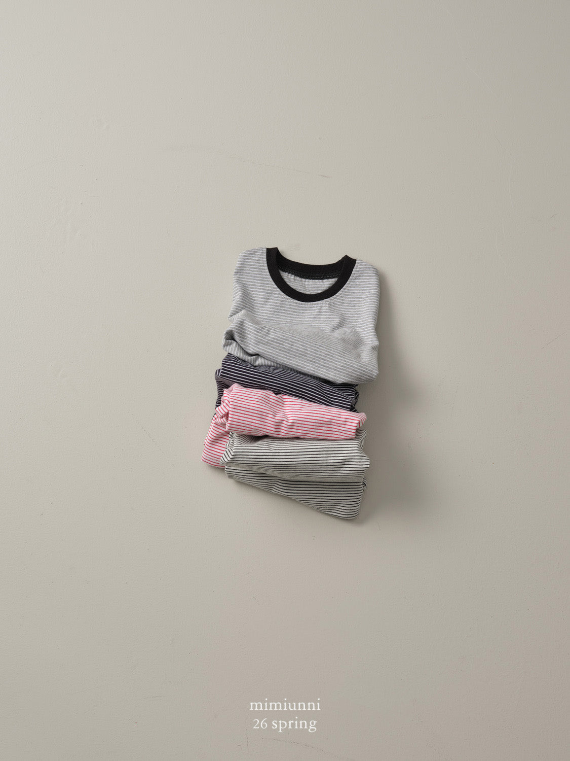 必買 1+1 春季 Thin Stripe T-Shirt 羅紋細條紋上衣 \\2件同款只需要1件價錢//