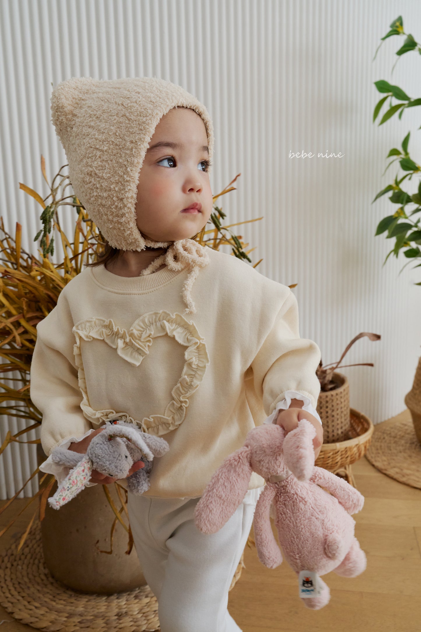 韓國童裝 25秋冬| BN25443 Heart Frill Sweatshirt