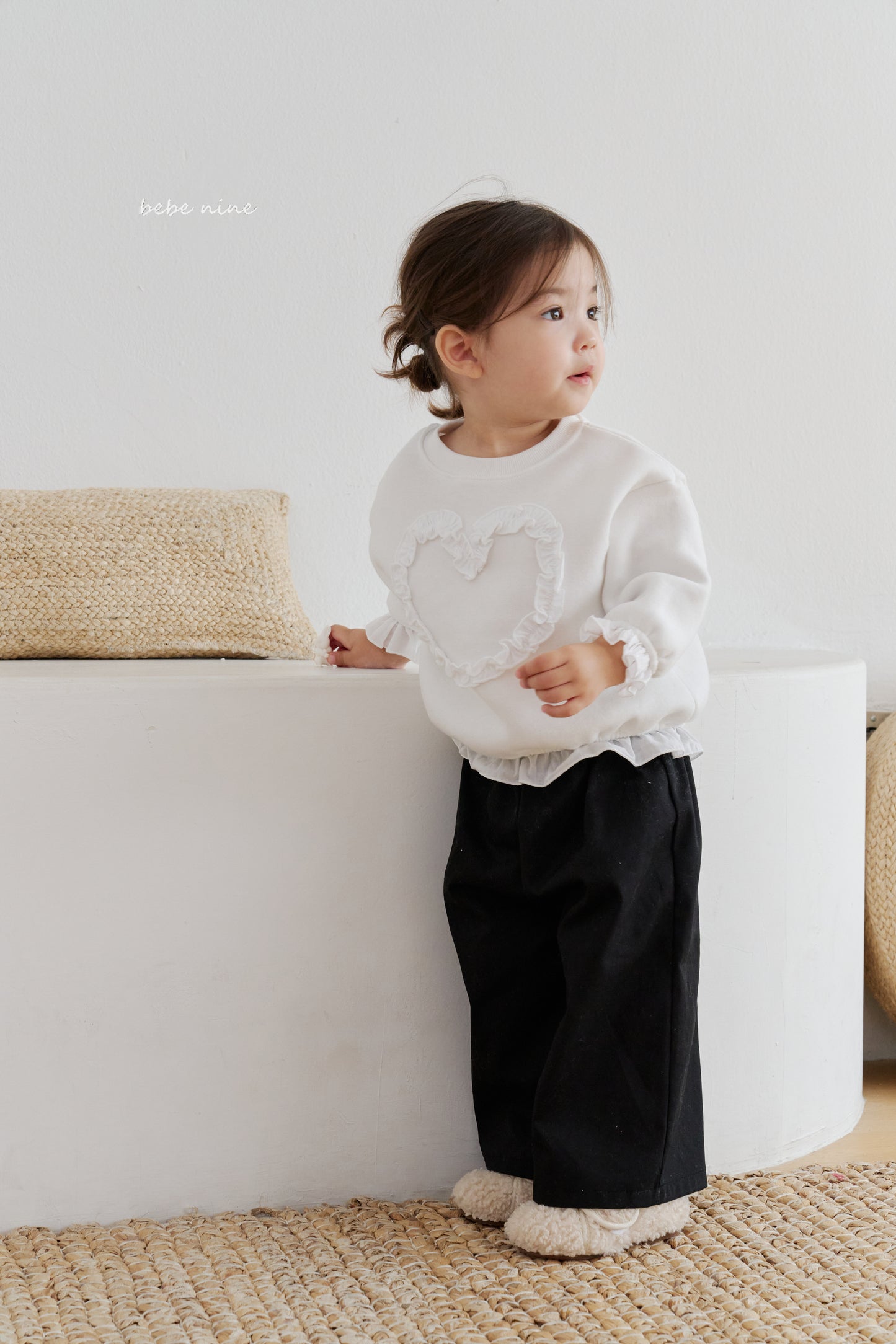 韓國童裝 25秋冬| BN25443 Heart Frill Sweatshirt