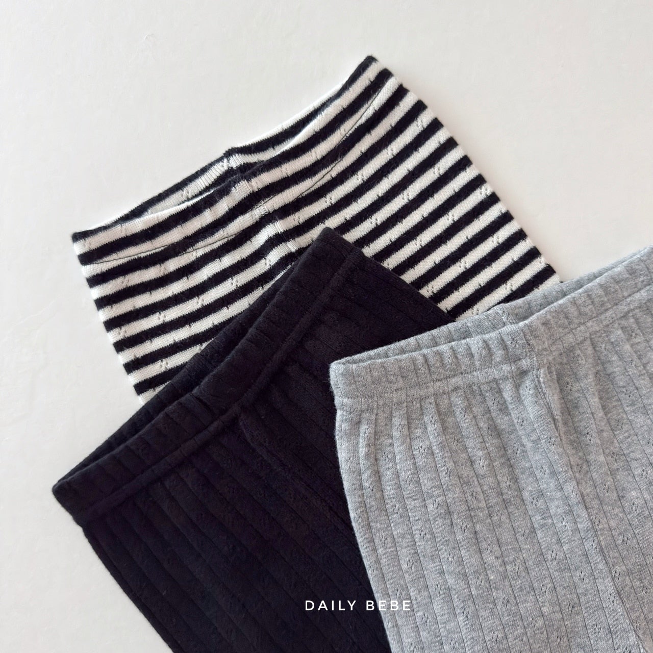 韓國童裝 26夏| DD28 Eyelet Half Leggings (75-140cm)