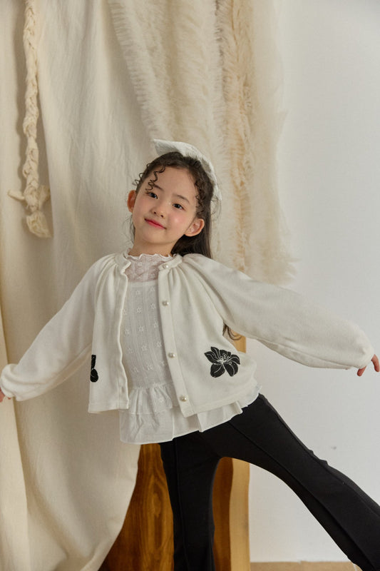 韓國童裝 26春 | BB26105 黑白小花外套