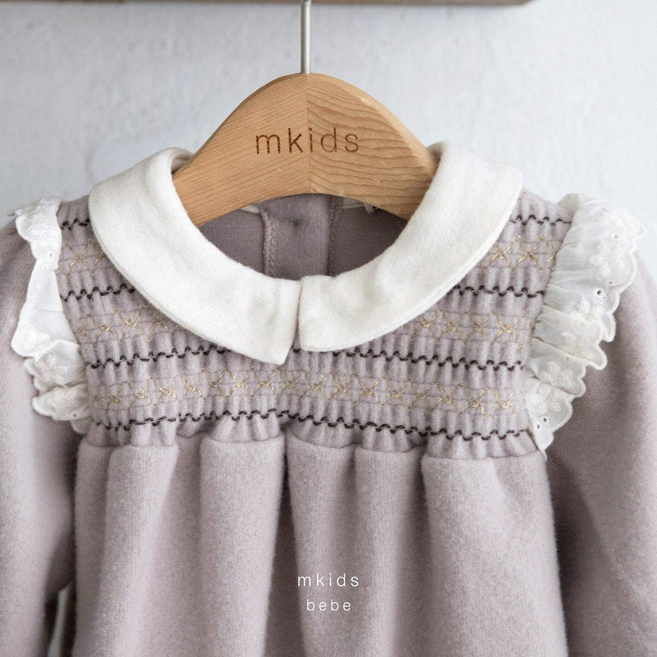 韓國童裝 25秋冬 | MD25407 Lace Embroidery Baby Suit