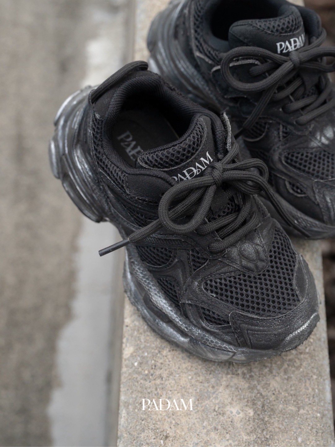 只限一團) vintage wolf sneaker 🐺 限量接受預訂 [日本直送] /日本團購