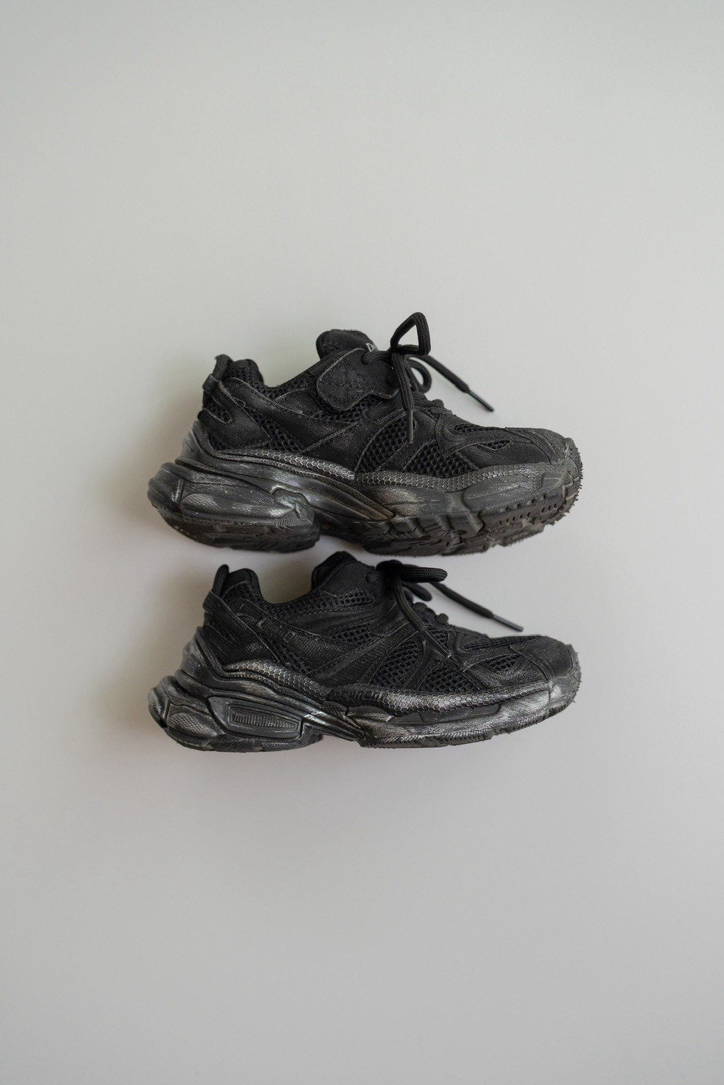 只限一團) vintage wolf sneaker 🐺 限量接受預訂 [日本直送] /日本團購