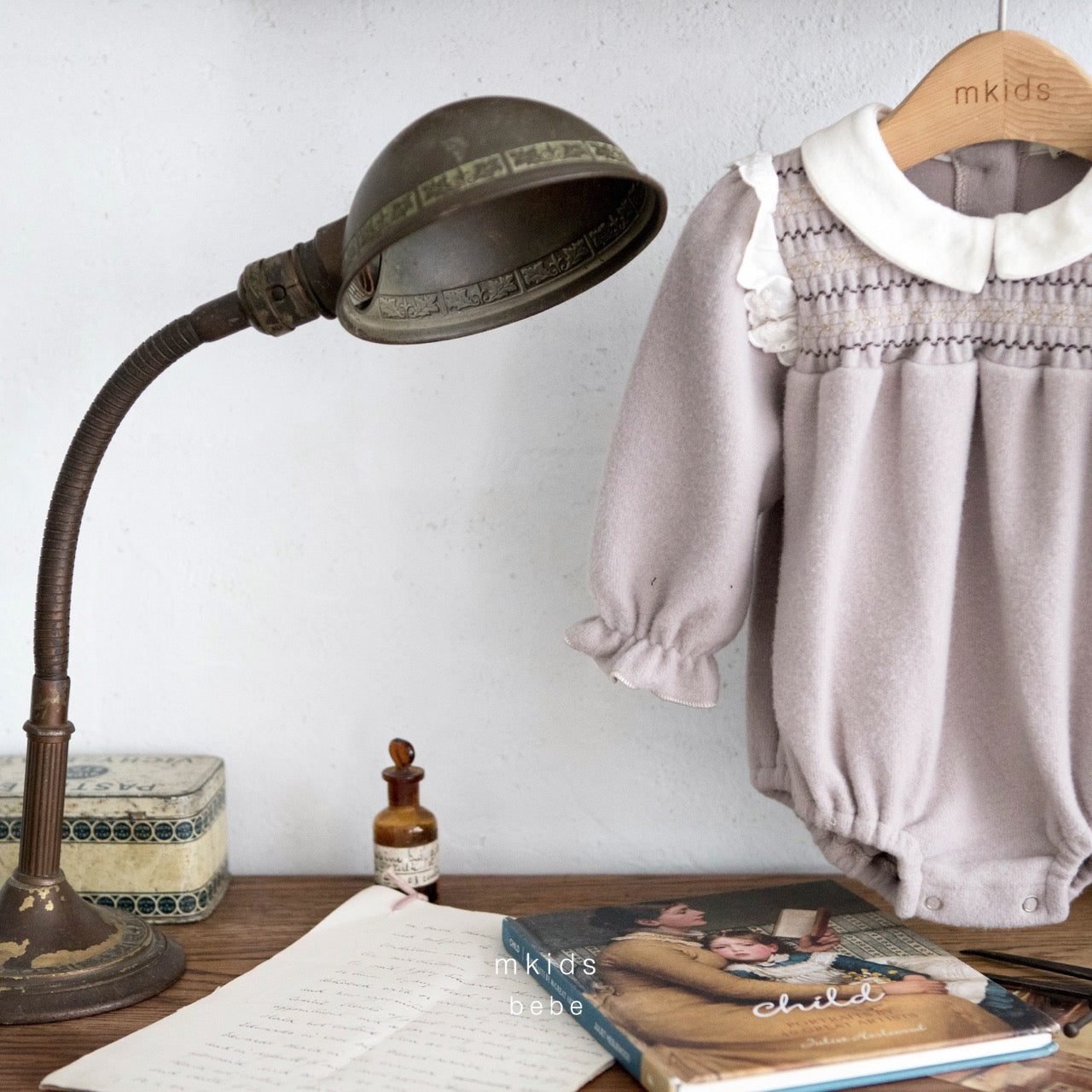 韓國童裝 25秋冬 | MD25407 Lace Embroidery Baby Suit