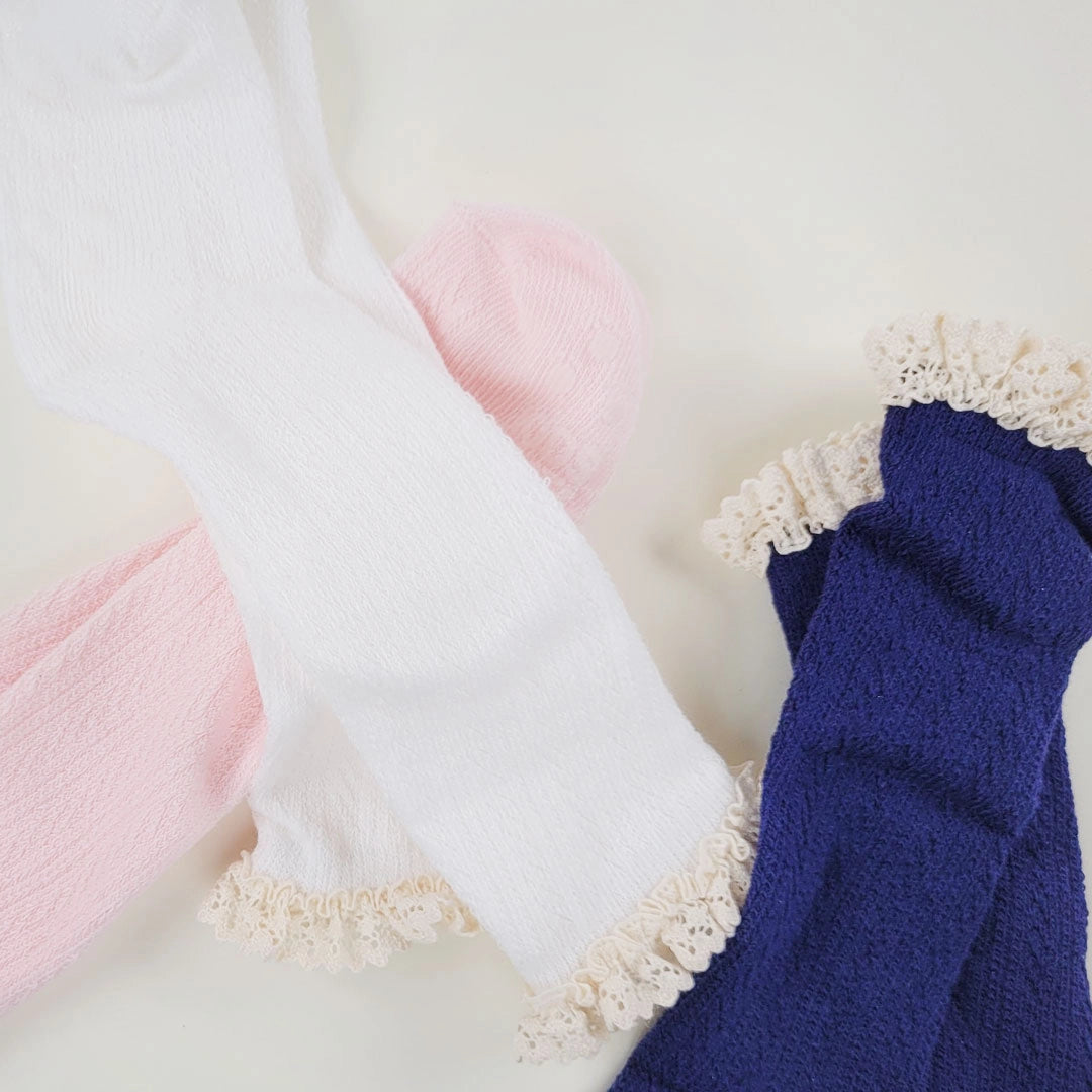 【現貨】韓國童裝 童襪 LACE PUNCHING KNEE SOCKS
