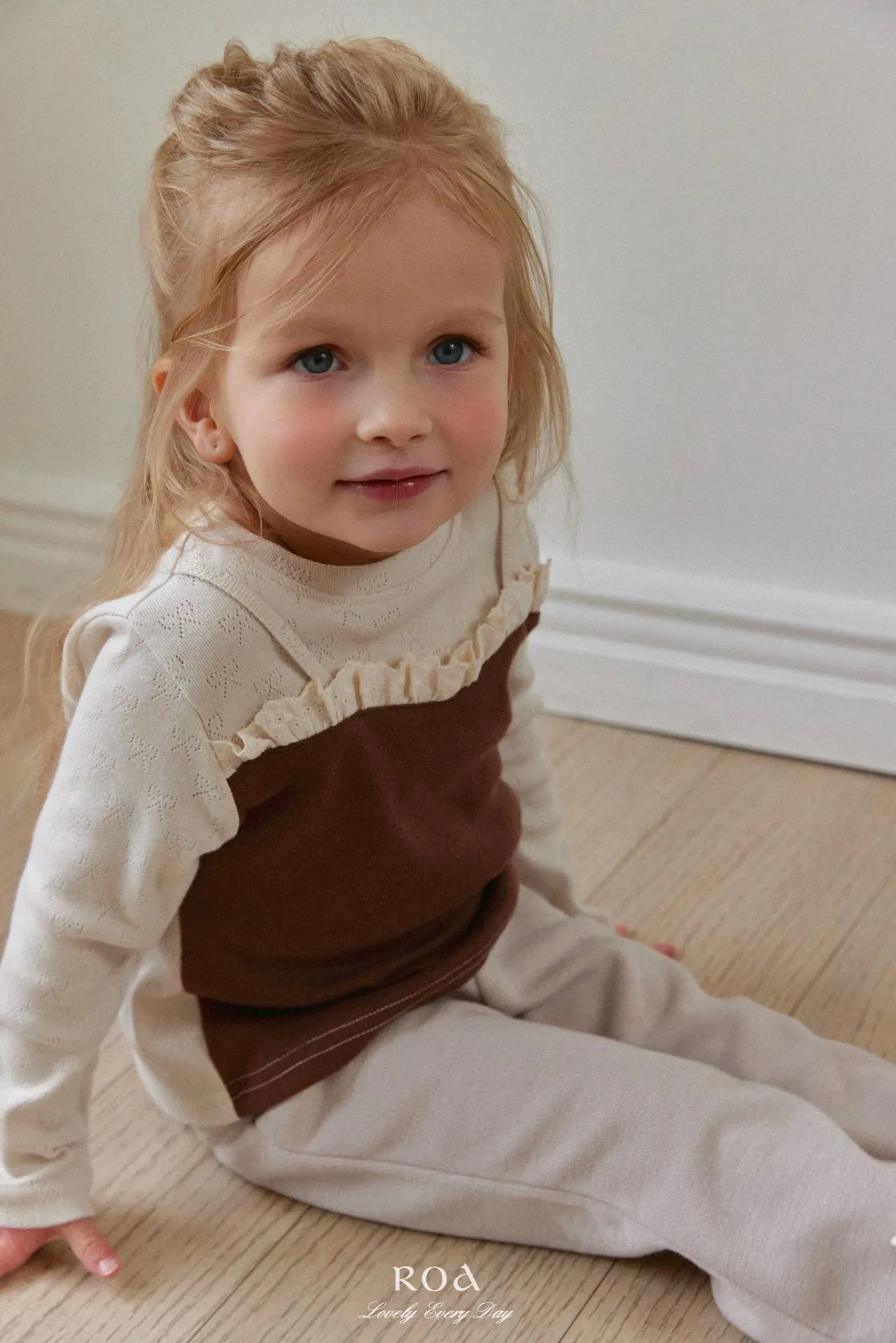 韓國童裝 26春 |   RO12 Contrast Lace T-shirt (80~120cm)